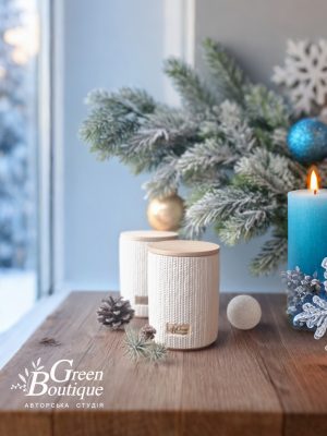 White Christmas candle 0